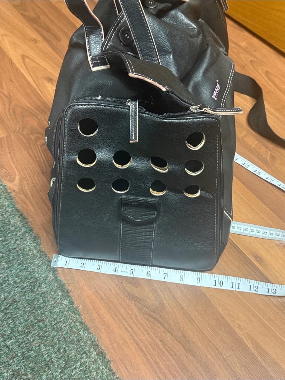 Matt & Nat Montreal Black PVC Dual Top Handle Pet Carrier Bag - Picture 6 of 10